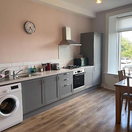 5 Minutes From Loch Lomond - Newly Renovated Ground Floor 1-Bed Flat Leilighet Bonhill Eksteriør bilde