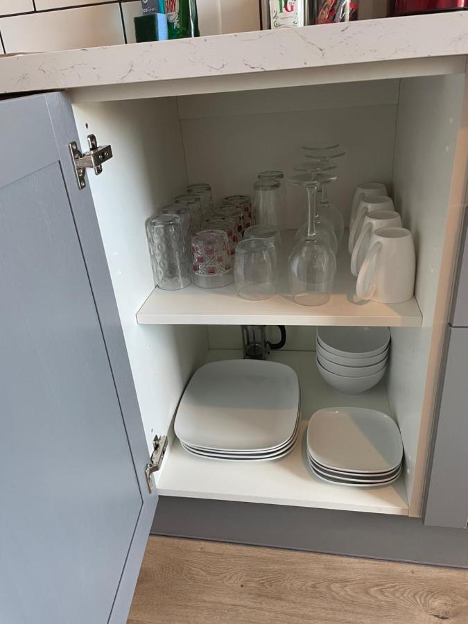 5 Minutes From Loch Lomond - Newly Renovated Ground Floor 1-Bed Flat Leilighet Bonhill Eksteriør bilde
